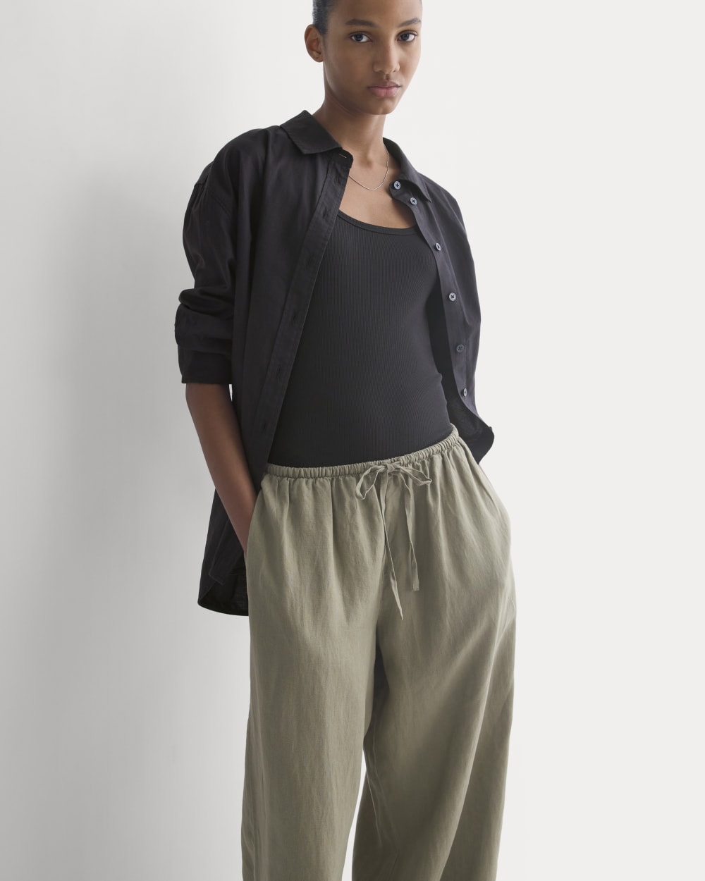 The Drawstring Pant in Linen | Overland - Image 6