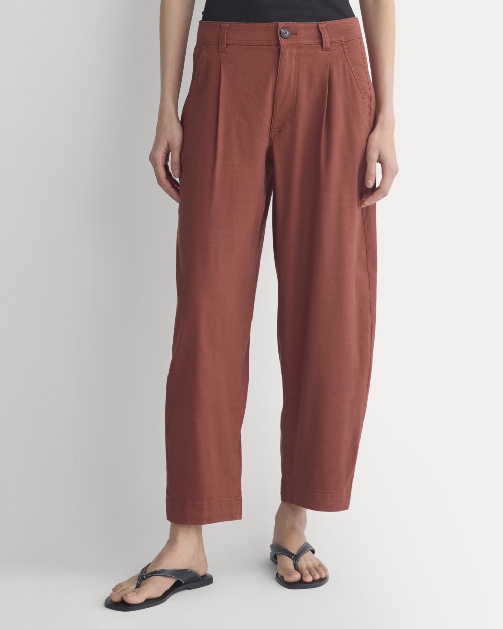 The Everywhere Pant in Stretch Linen | Henna Red - Image 3