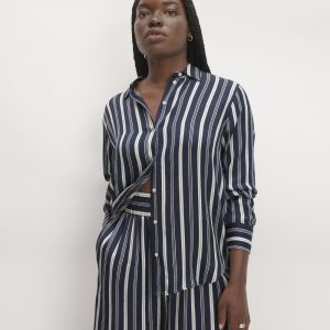 The Satin Relaxed Shirt | Navy / Bone