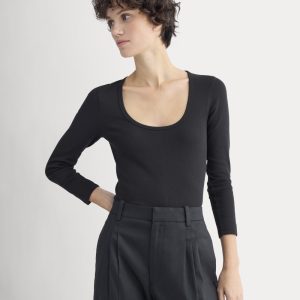 Luxe Rib Deep U-Neck Top | Black