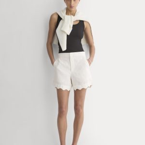 Scalloped Edge Short in Linen | Bone